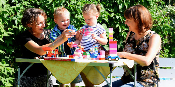 Slider Region Familie - Julia+Noah - Ella+Liese (1)