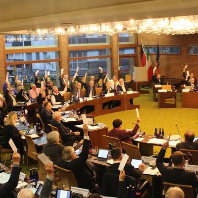 Der Kreistag hat K�mmerer Thomas Damm einstimmig zum neuen Kreisdirektor gew�hlt