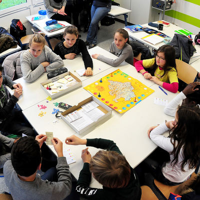 Sch�ler spieln - Draufsicht