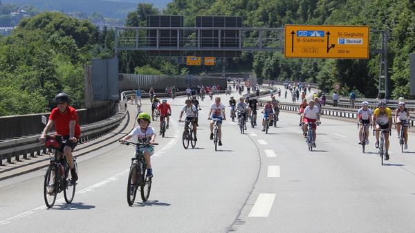 Siegtal Pur: Radler HTS (Abfahrt Siegh�tte)