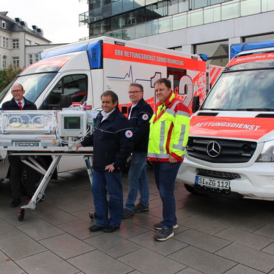 Fahrzeug�bergabe Rettungsdienst Oktober 2016