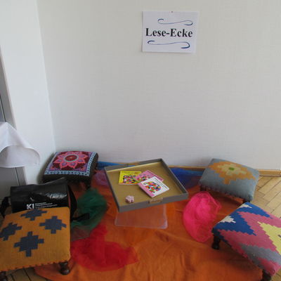 KI beim ToT Kreishaus- Leseecke