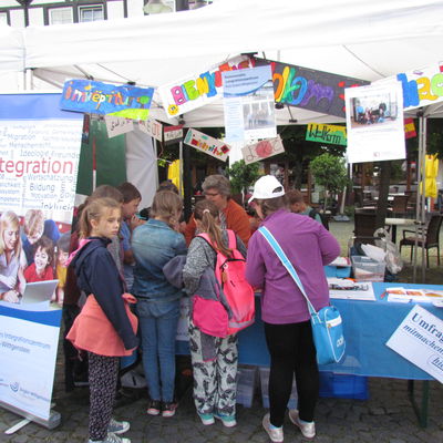 Gew�rze erraten beim KI-Stand