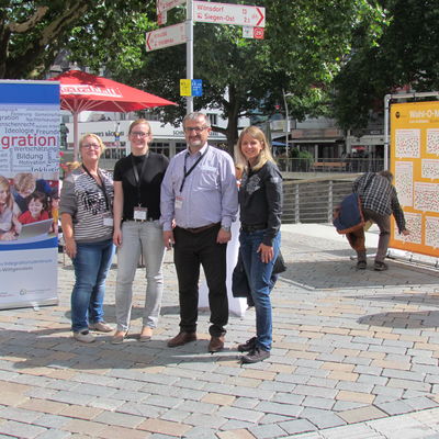 Demokratietour Siegen Team KI Christine Wilhelms, Stephanie Beinering, Veli Aydin, Yvonne Partmann, KI