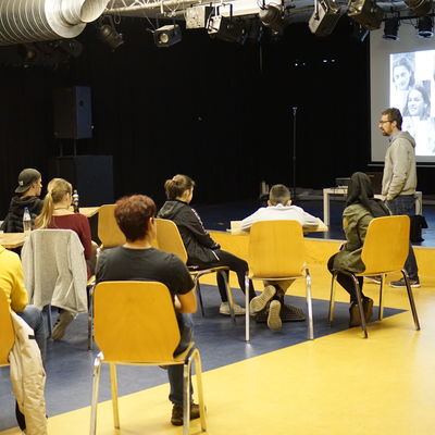 "Deine Anne": Vortrag von Dr. Jens Aspelmeier, Kompetenzteam im Schulamt Kreis Siegen-Wittgenstein