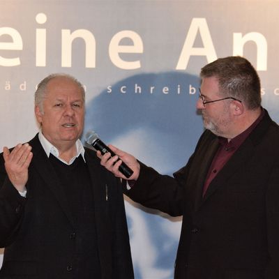 Deine Anne - ein M�dchen schreibt Geschichte, Pressereferent Thorsten Manges im Gepr�ch mit Werner Hahn