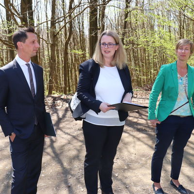 1. Spatenstich zum fl�chendeckenden Breitbandausbau in Siegen-Wittgenstein