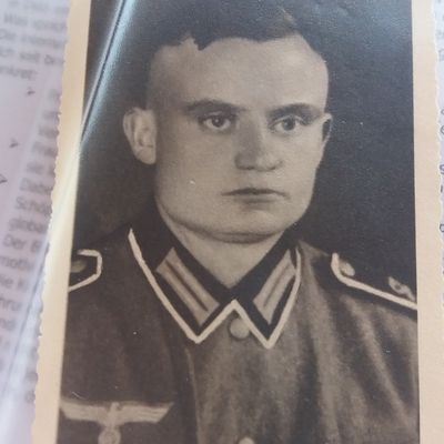 Volksbund Deutsche Kriegsgr�berf�rsorge zugast bei Frauenhilfe Wilgersdorf