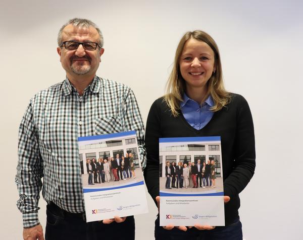 Brosch�re Kommunales Integrationszentrum Kreis Siegen-Wittgenstein