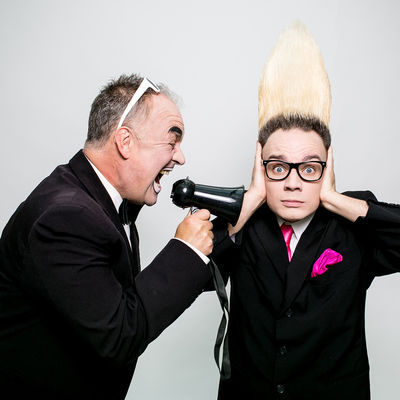 Die international renommierten Buschs sorgen mit einer Comedy-Magic-Trash-Show f�r eine perfekte Mischung aus Komik, Zauberei und Clownerie.