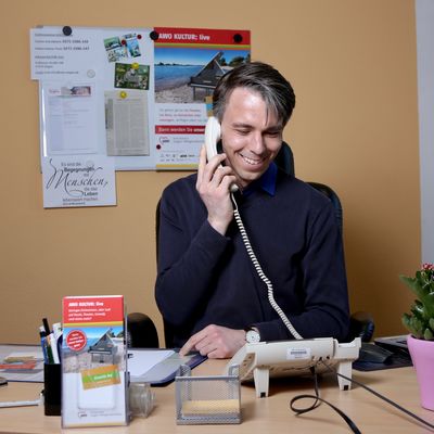 Wir vermitteln Tickets per Telefon