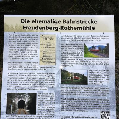 Infotafel ehemalige Bahnstrecke Freudenberg-Rothem�hle