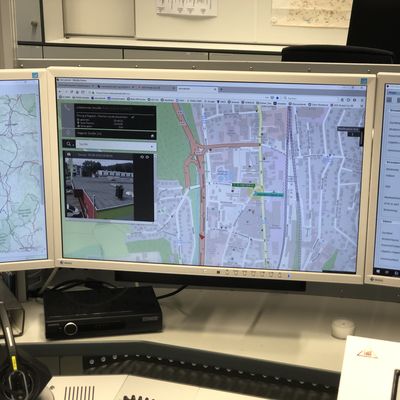 Der Disponent kann auf einer Karte den Standort des Hilfesuchenden metergenau orten.