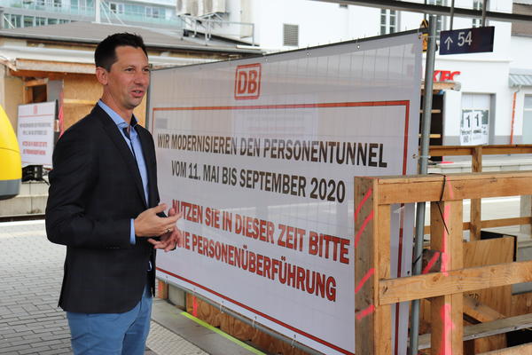�Endlich geht es weiter�, freut sich Landrat Andreas M�ller, Verbandsvorsteher des NWL. In den letzten Monaten hat sich der NWL sehr intensiv f�r die Fertigstellung des Siegener Hauptbahnhofes (Hbf.) eingesetzt.