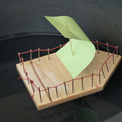 Ein selbst gebautes Segelschiff