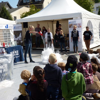 Vorf�hrung der Science Show Stift Keppel