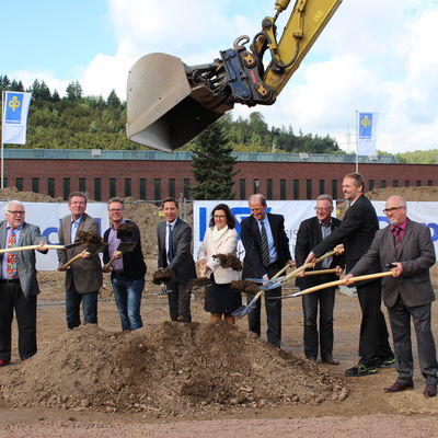 Spatenstich Containerterminal S�dwestfalen der Kreisbahn in Kreuztal am 4. September 2015