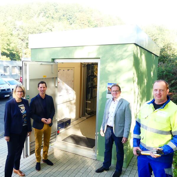 Vorschau 210923_Foto Breitbandausbau Freudenberg abgeschlossen_Kreis_WE