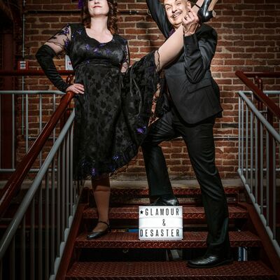 Das L�zMixVariet� l�sst sich zum 25. L�z-Geburtstag auch nicht lange bitten und rockt das Kulturhaus mit zahlreichen spektakul�ren G�sten, wenn die mehrfachen Kleinkunstpreistr�ger Duo Diagonal mit vollem K�rpereinsatz ihr Men� aus Artistik, musikalischem Humor und Comedy pr�sentieren.